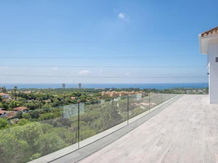 Sunrise 7bedrooms By Lodgerstrip Budget Holidays Villa