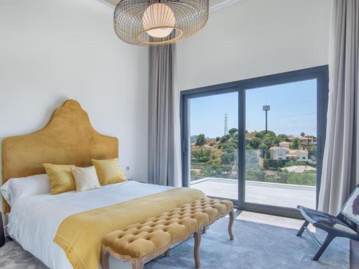 Sunrise 7bedrooms By Lodgerstrip Budget Holidays Villa Marbella