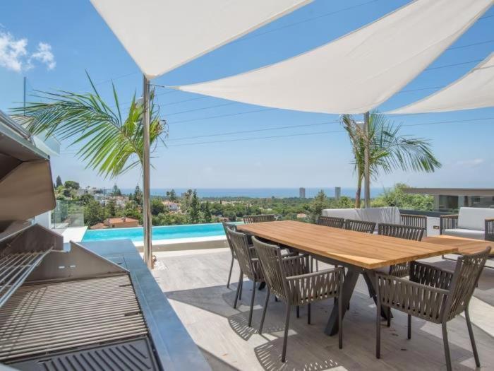 Sunrise 7bedrooms By Lodgerstrip Budget Holidays Villa Marbella