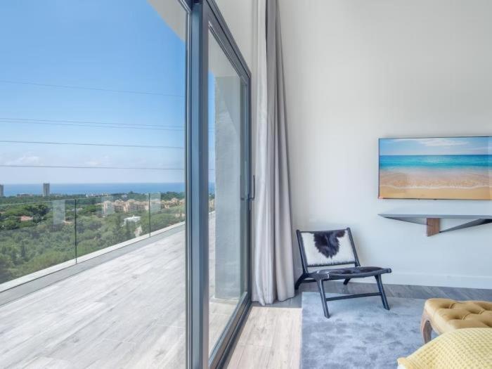 Sunrise 7bedrooms By Lodgerstrip Budget Holidays